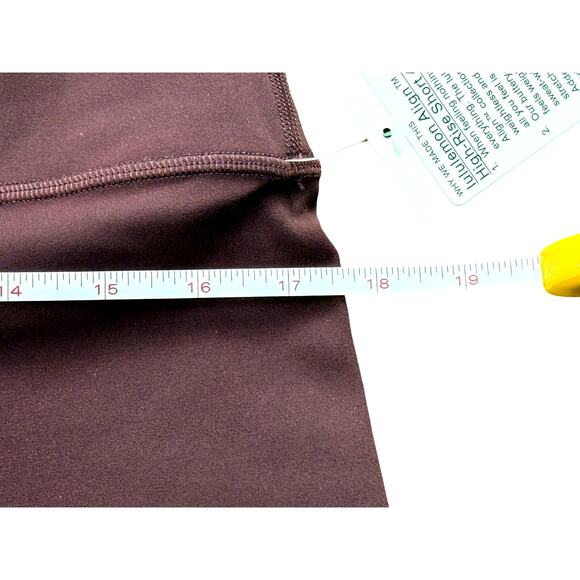 Lululemon Align High-Rise Short 4" NWT Women Size 14 LW7BJYS Goodnight Plum - Picture 10 of 13